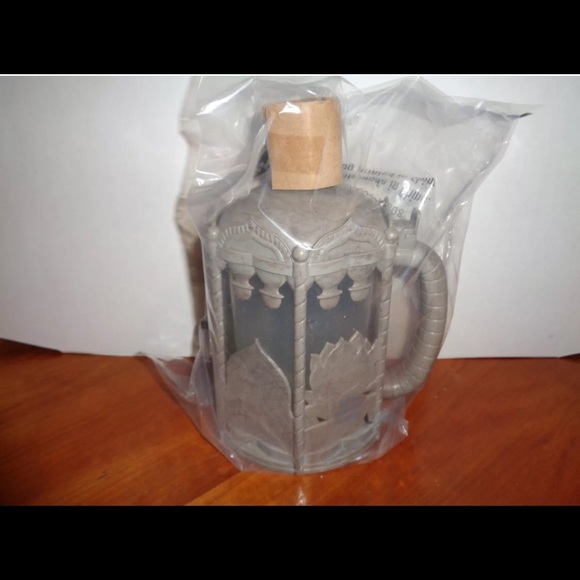 🎉Disney River of Lights LED Color Change Stein! - Picture 5 of 8